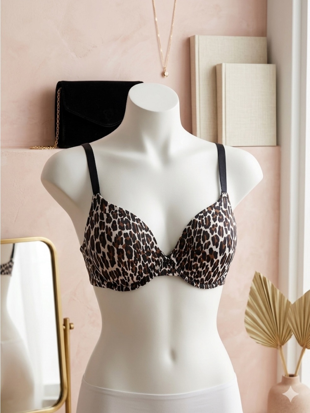 Vanity Fair Lightly‑Lined Bra – Size 36B | Everyday Comfort | Animal‑Print Trend